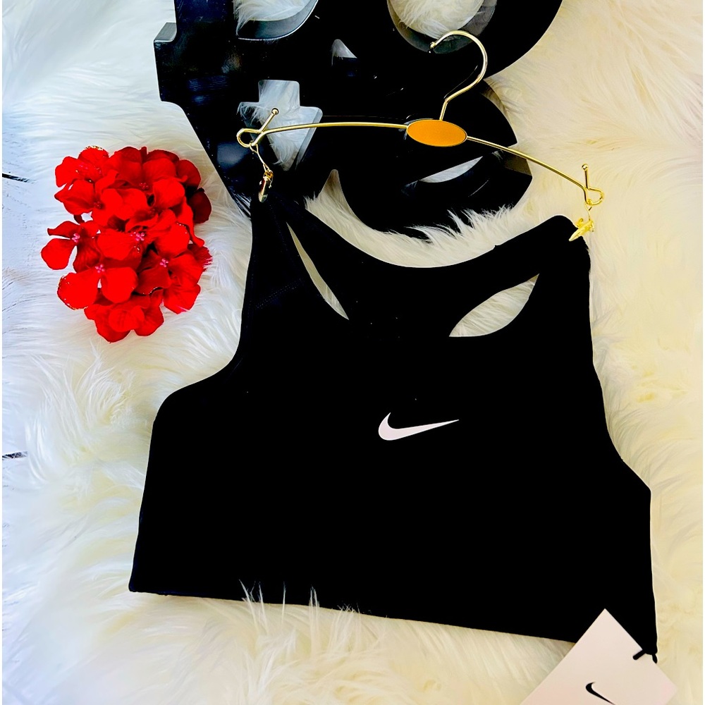 NIKE sport bra !!